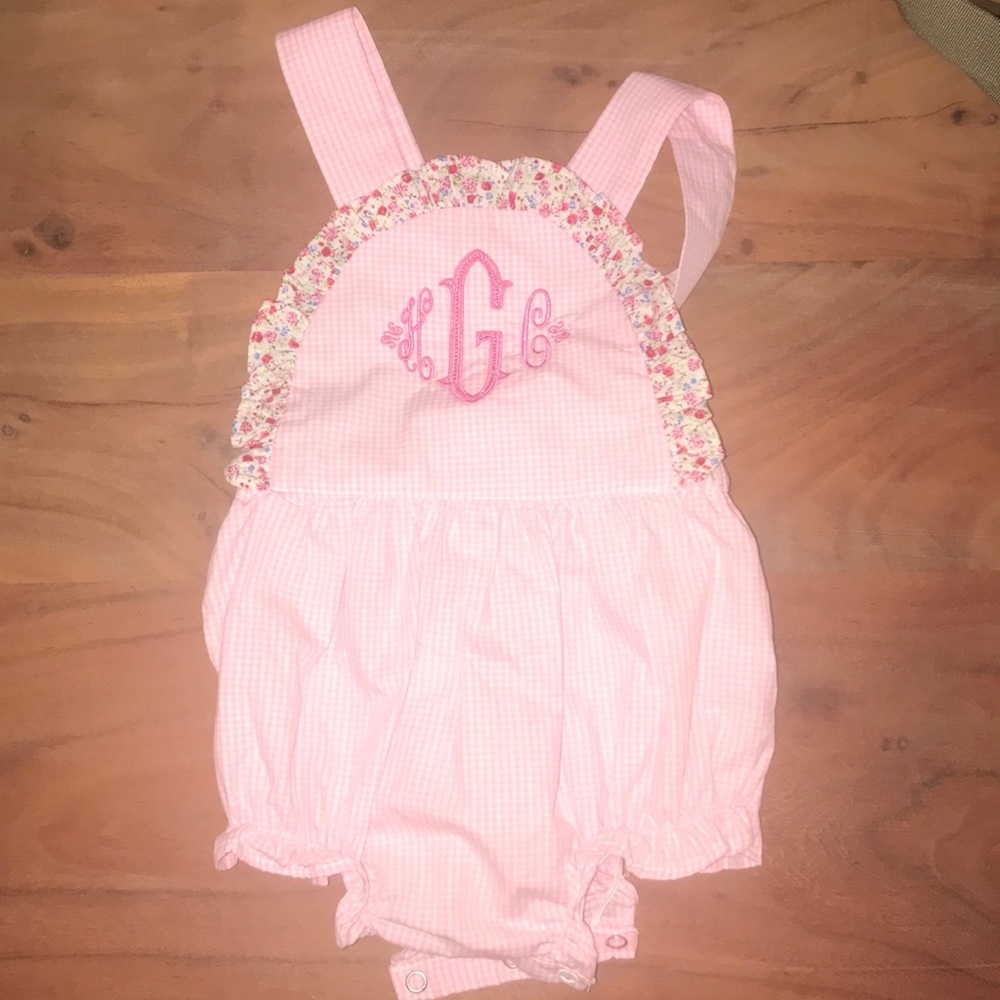 hGc monogrammed bubble! 12 mo but fits like 9 mo.
